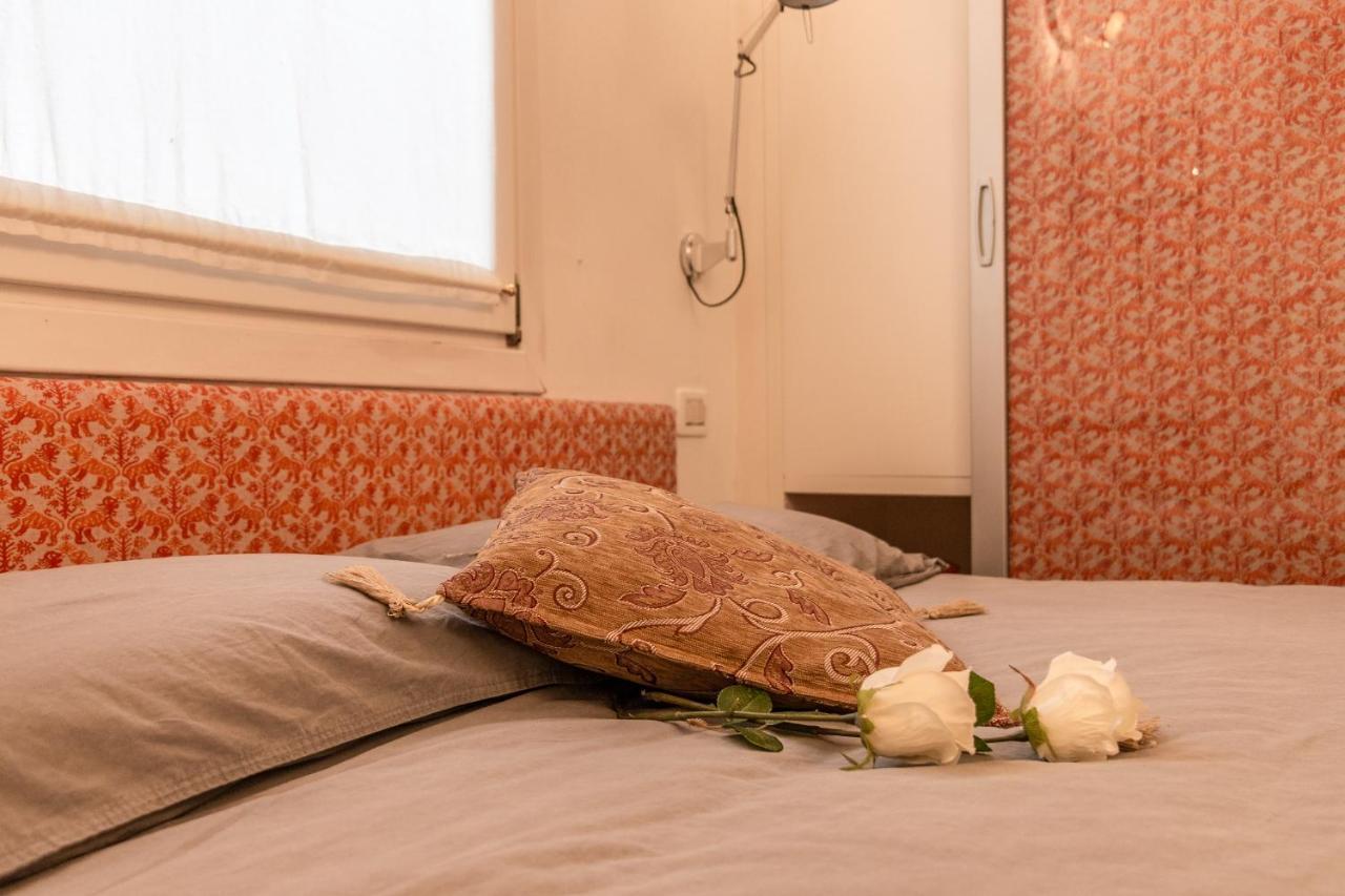 Ferienwohnung Gold And Red - The Venetian Style With Terrace Exterior foto