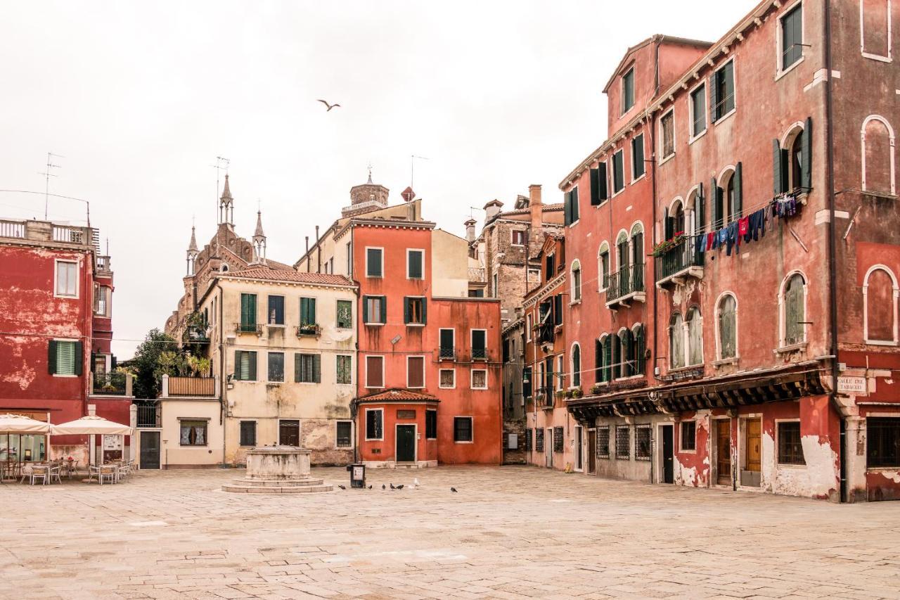 Ferienwohnung Gold And Red - The Venetian Style With Terrace Exterior foto